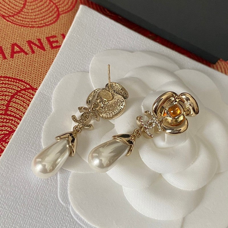 18K Chanel Camellia Pearl Earrings