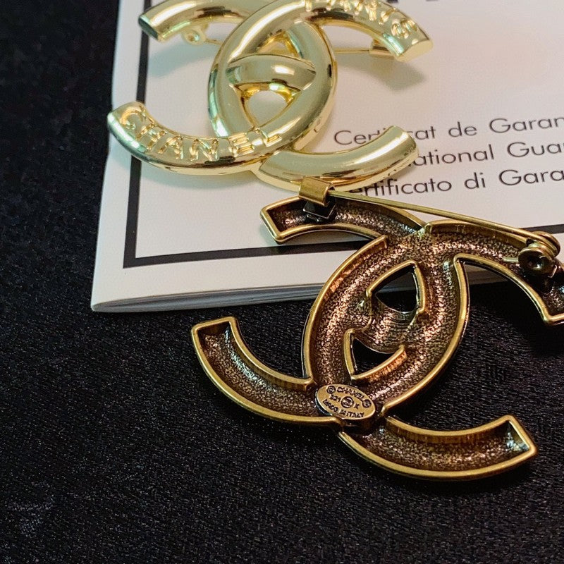 18K Chanel Paris Gold Brooch