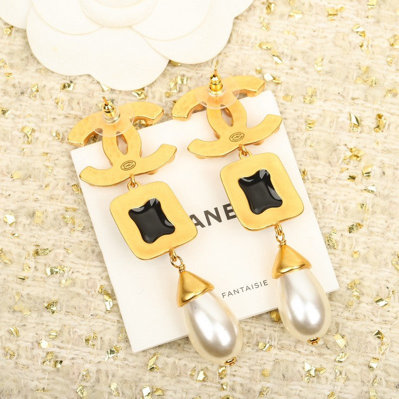 18K Chanel Long Pearl Pendant Earrings