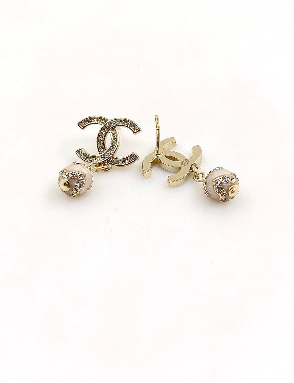18K Chanel Pearl Pendant Earrings