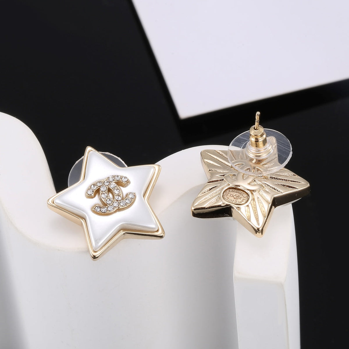 18K Chanel Star Pearl Earrings