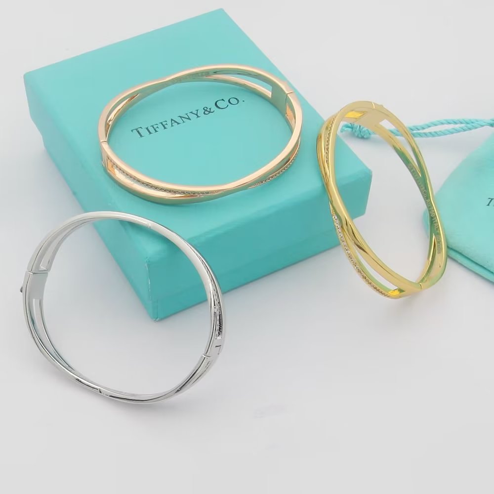 18K Tiffany & Co. Atlas x Narrow Hinged Bangle Bracelet