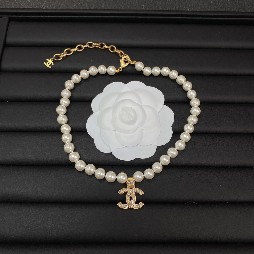 18K Chanel Pearl Chain Necklace
