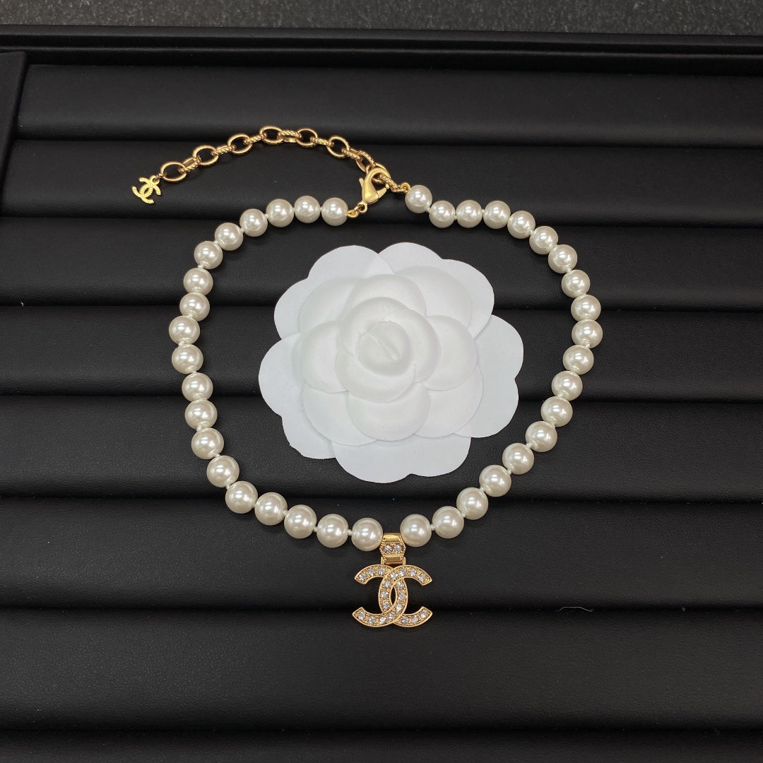 18K Chanel Pearl Chain Necklace