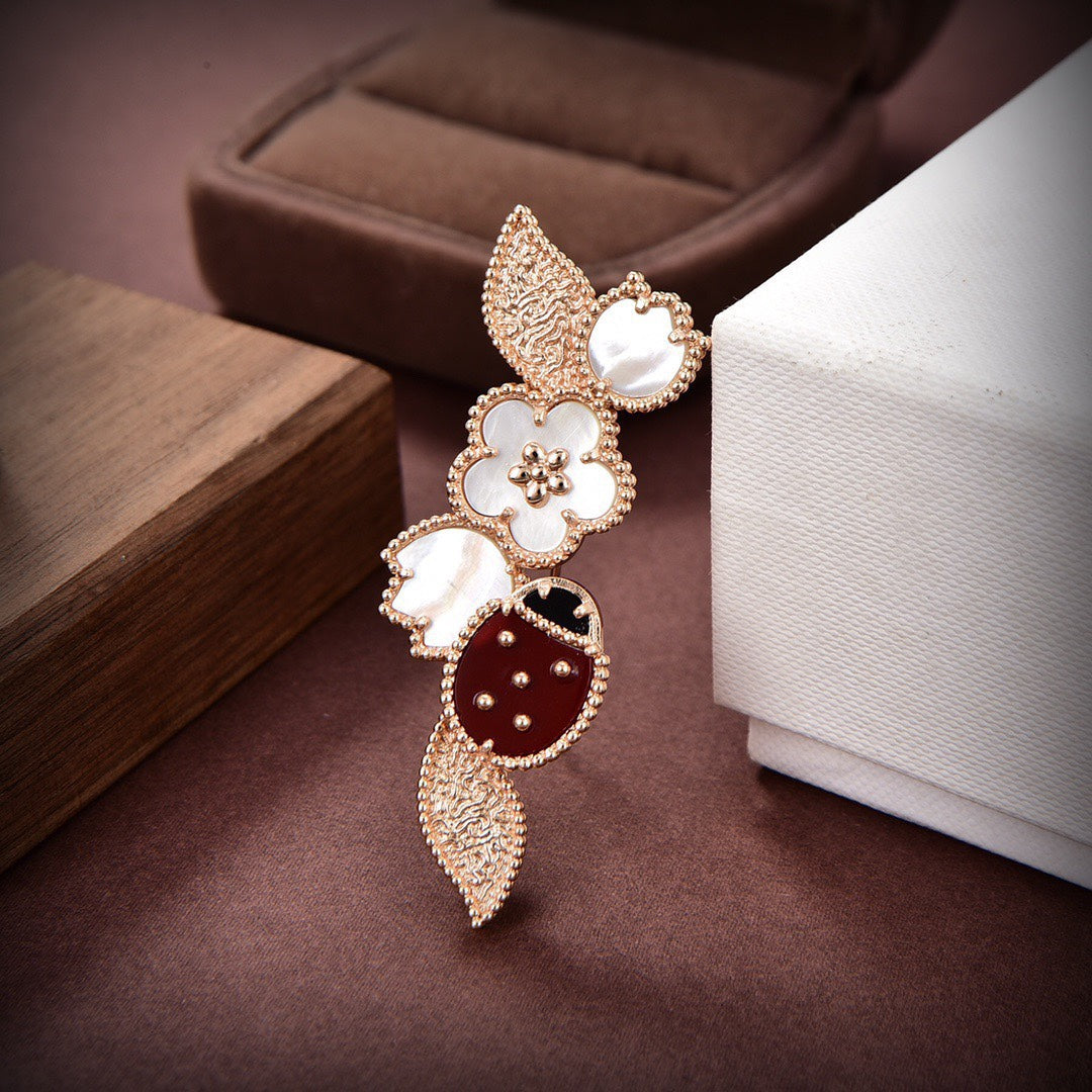 18K Van Cleef & Arpels Lucky Spring Clip Brooch