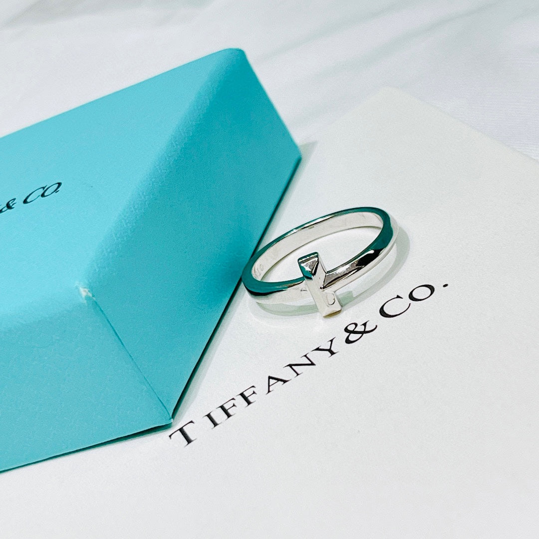18K Tiffany & Co. T1 Ring