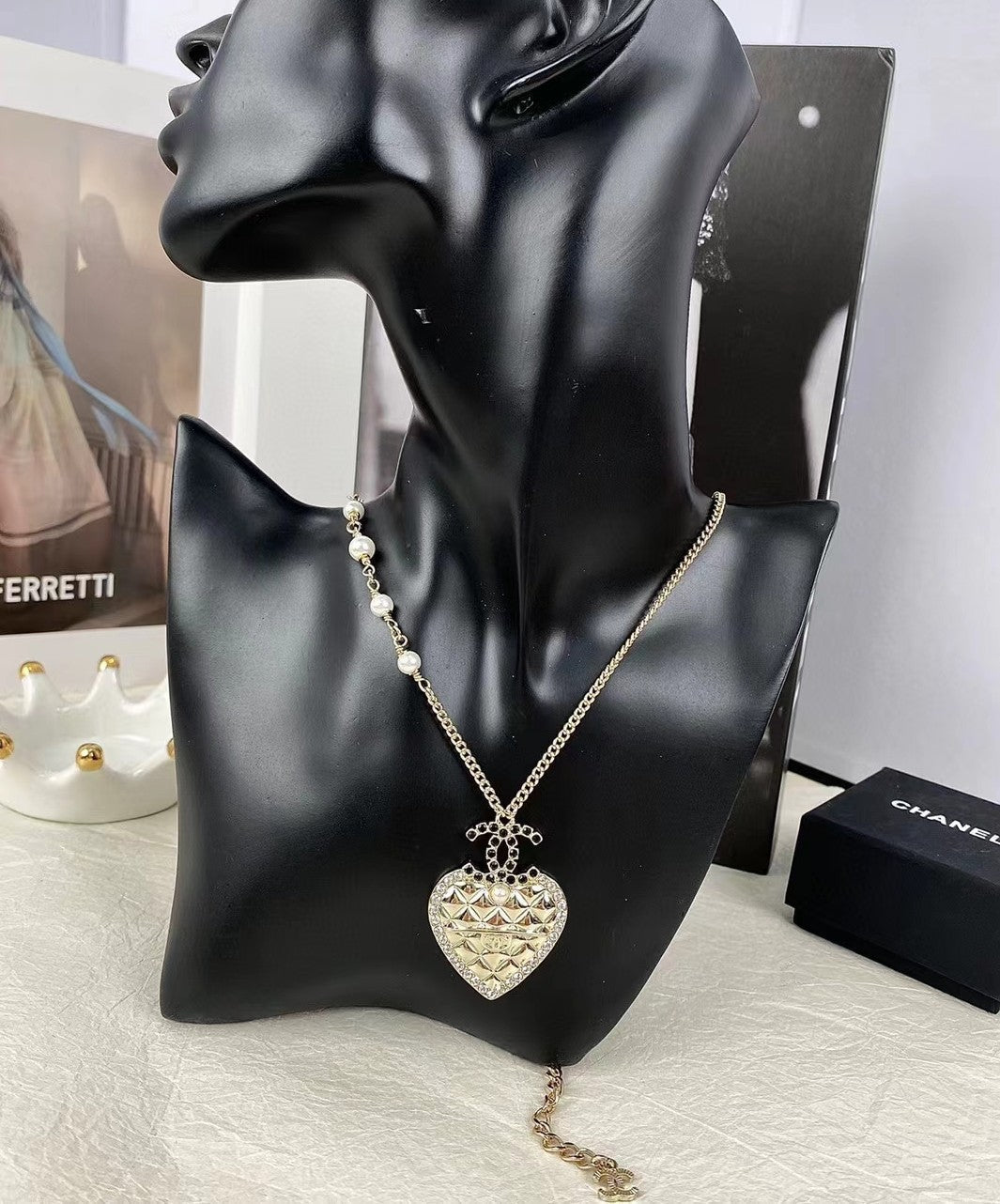 18K Chanel Heart Necklace