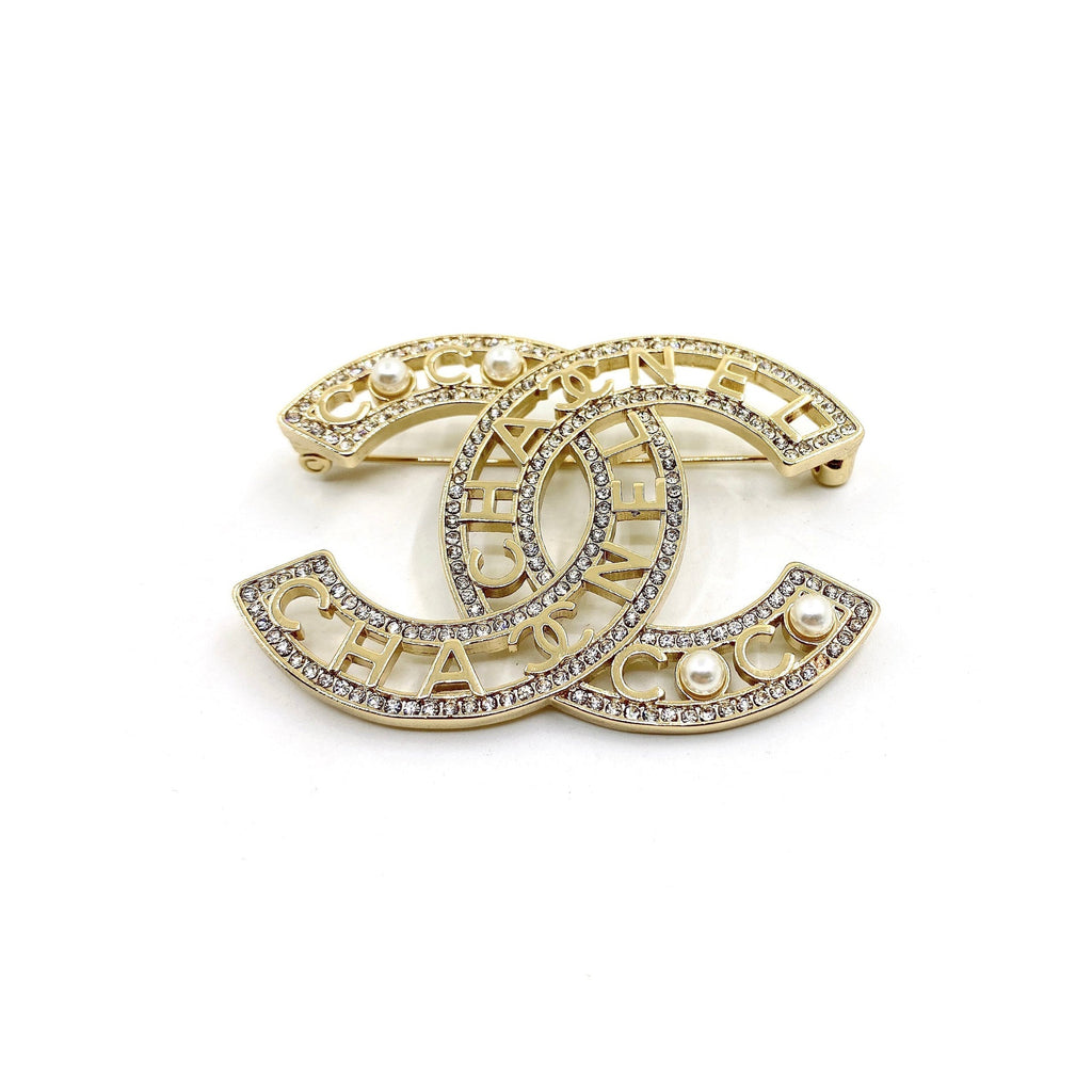 18K Chanel Script Diamonds Brooch