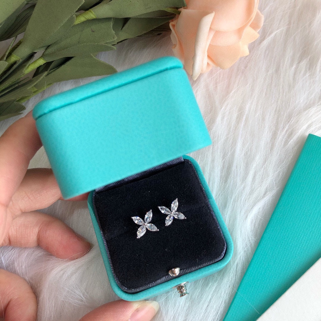 18K Tiffany & Co. Victoria Earrings