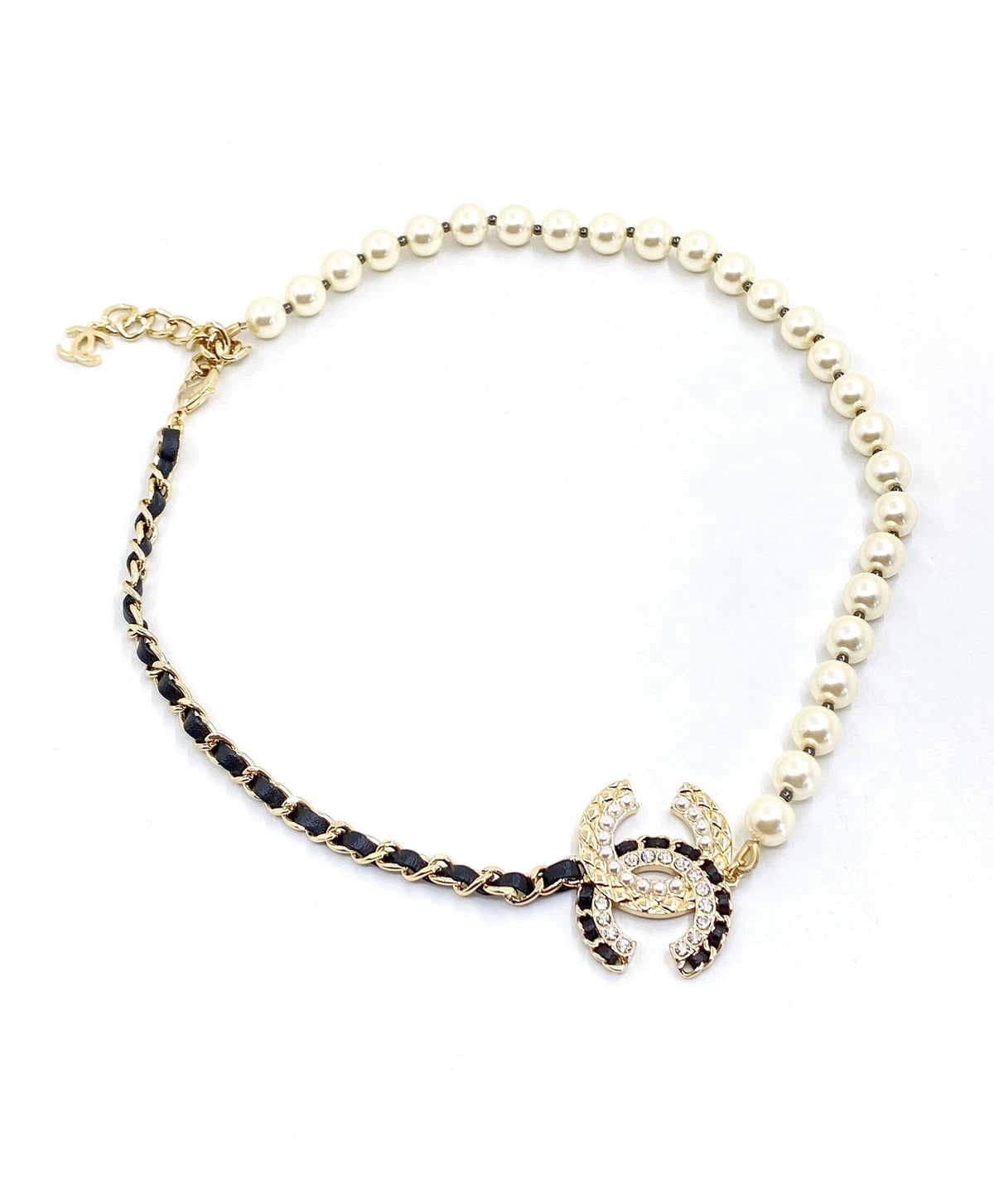 18K Chanel Leather Pearls Necklace