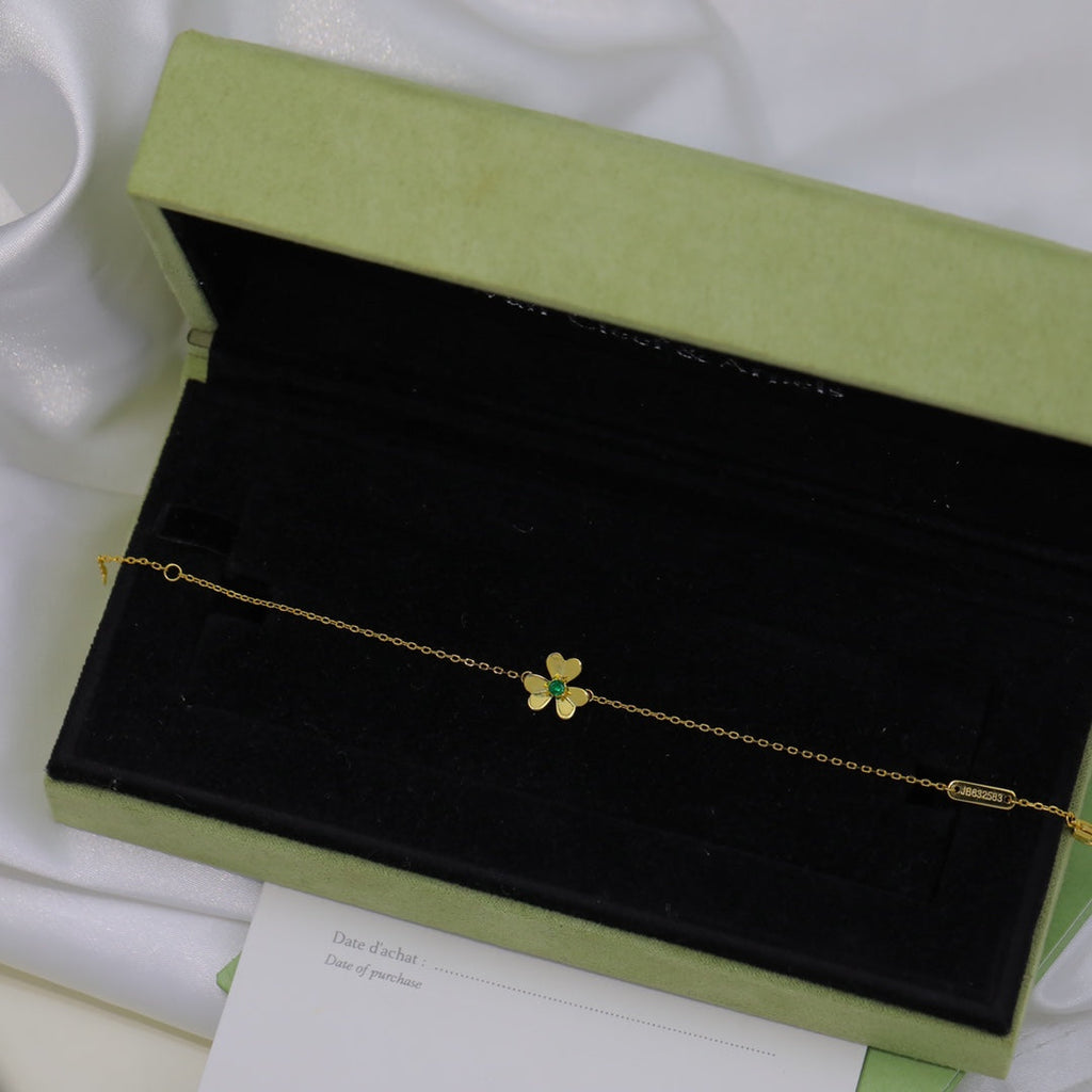 18K Van Cleef & Arpels Frivole Emerald Bracelet