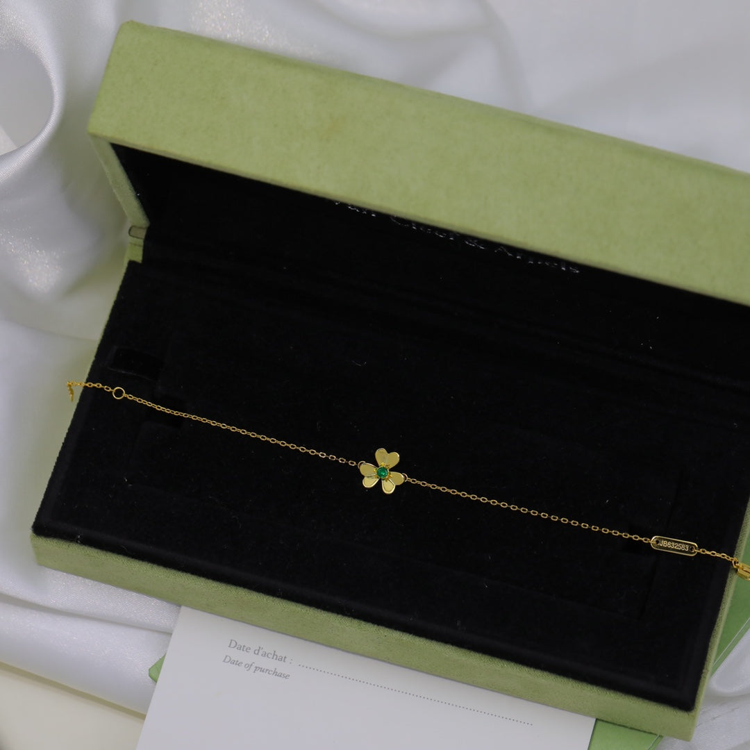 18K Van Cleef & Arpels Frivole Emerald Bracelet