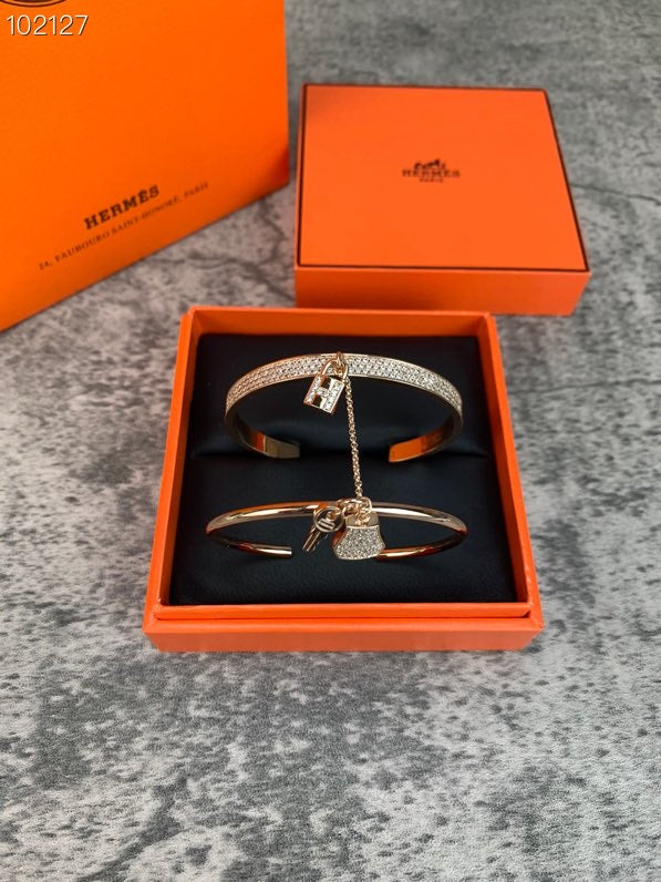 18K Kelly Hermès Cadenas Bracelet