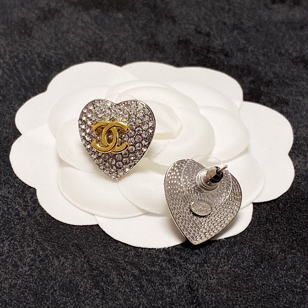 18K Chanel Heart Diamonds Earrings