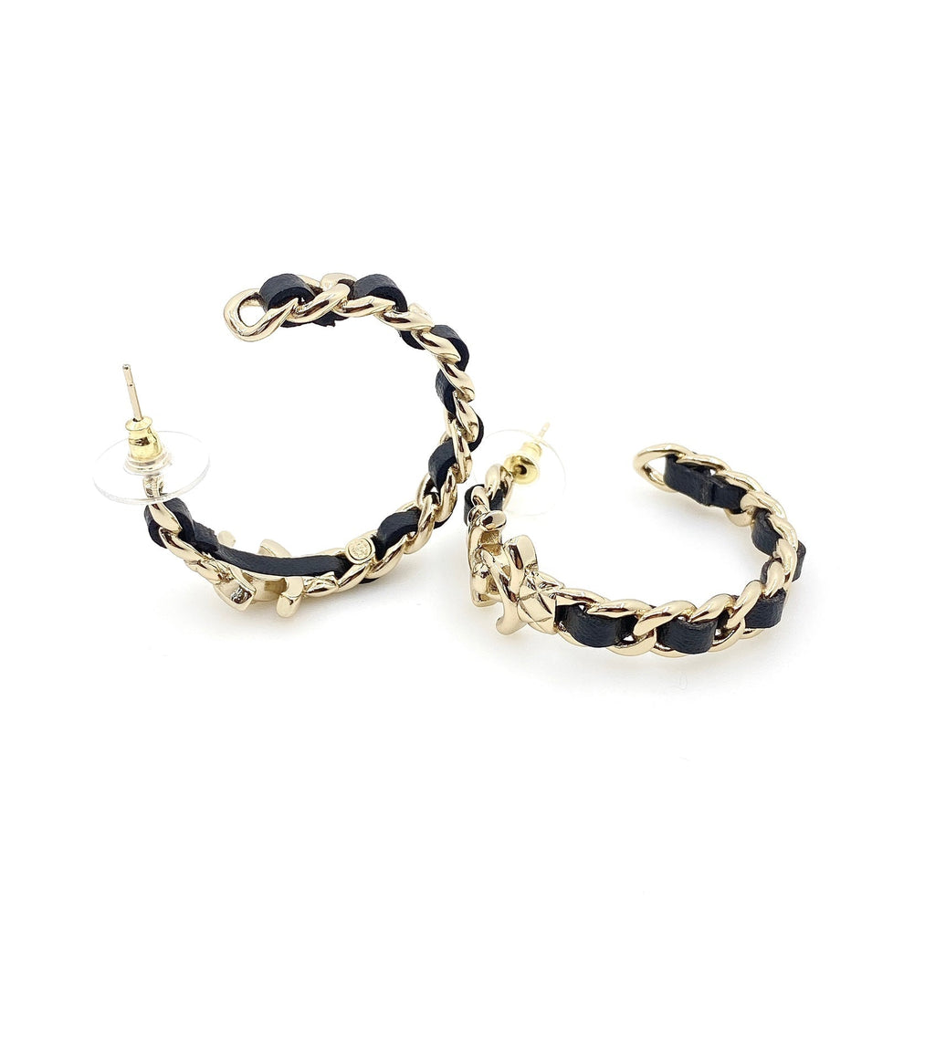 18K Chanel Cricle Leather Earrings