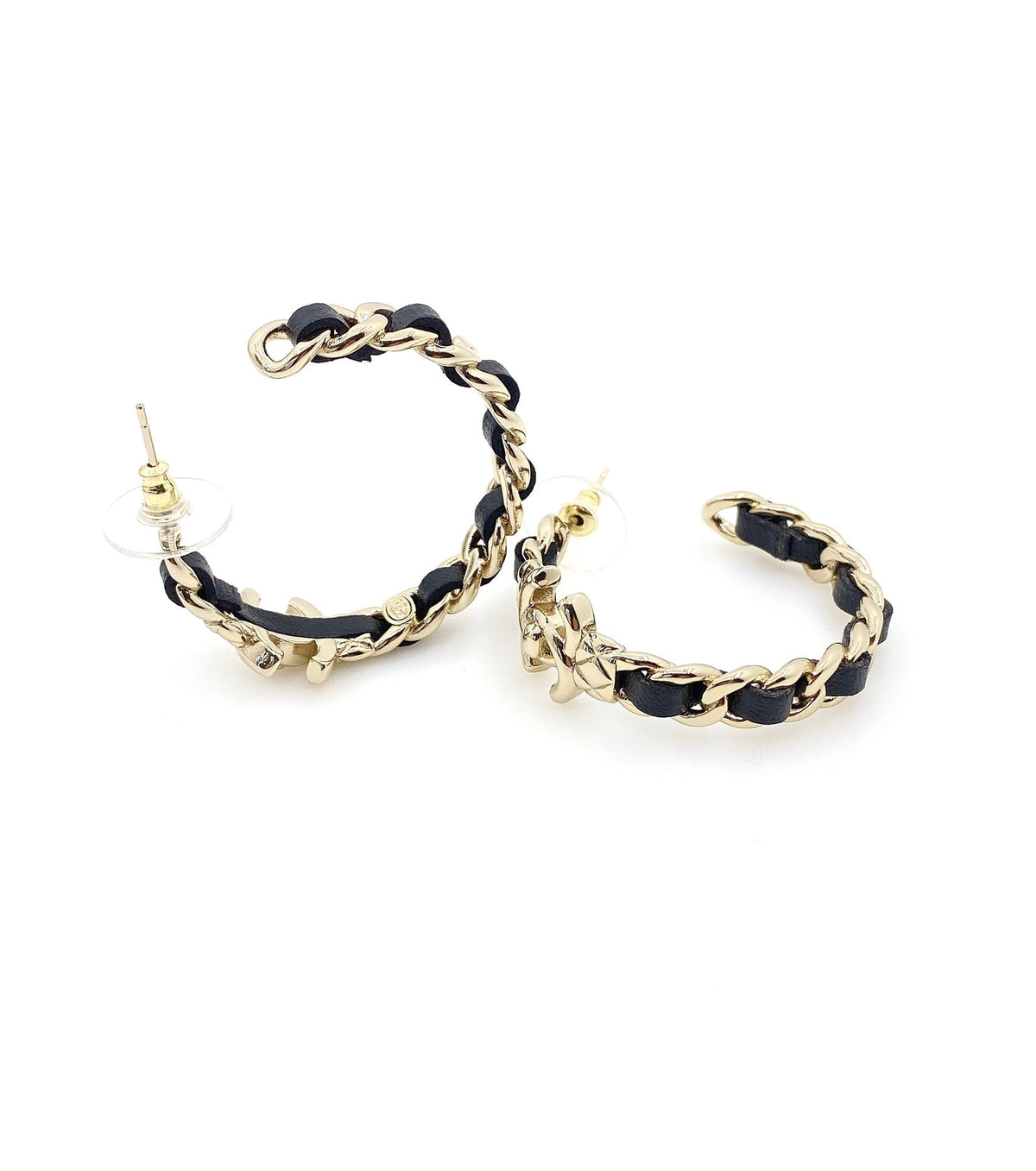 18K Chanel Cricle Leather Earrings