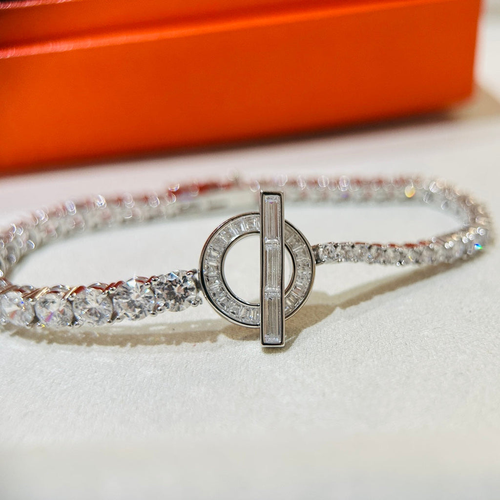 18K Finesse Link Diamond Hermès Bracelet