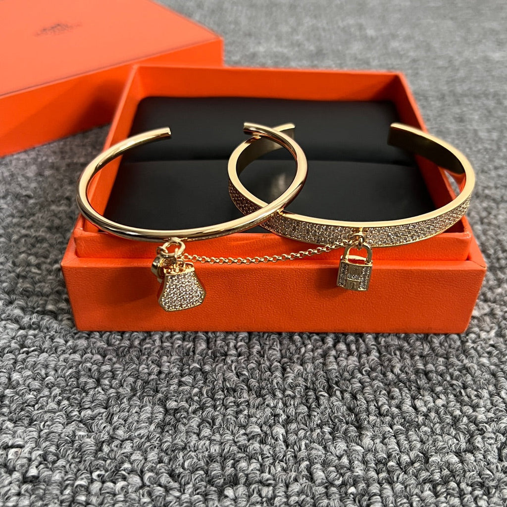 18K Kelly Clochette Diamonds Hermès Bracelet