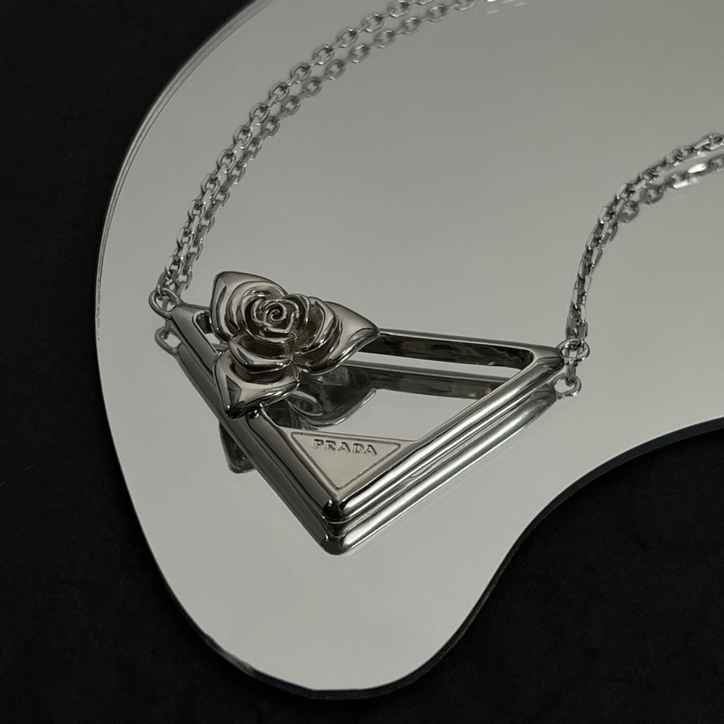 18K Dior Victoire De Castellane Necklace