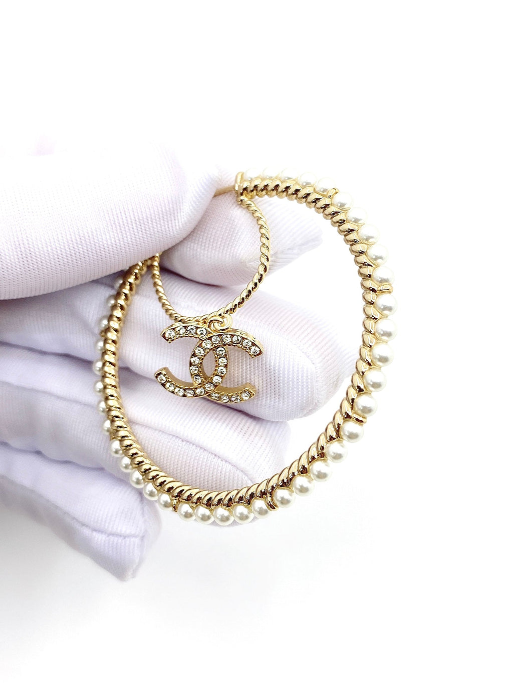 18K Chanel Circle Earrings
