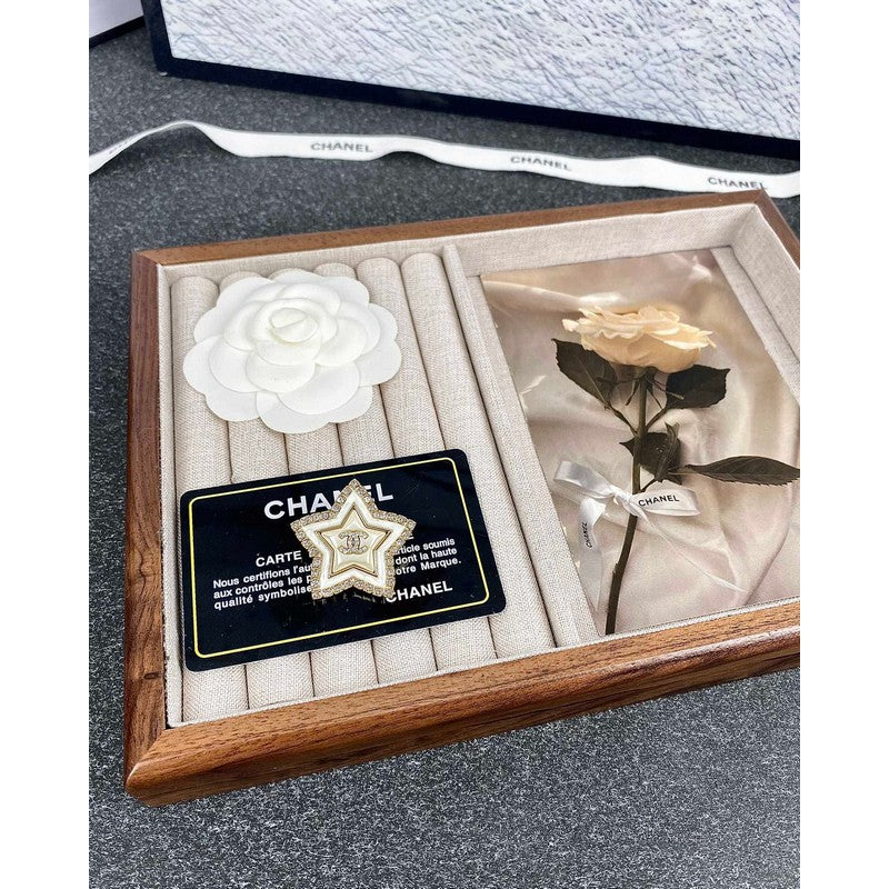 18K Chanel Star Pearl Brooch
