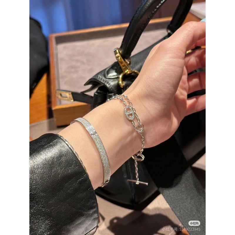 18K Hermès Chaine D'ancre Chaos Diamond Earrings