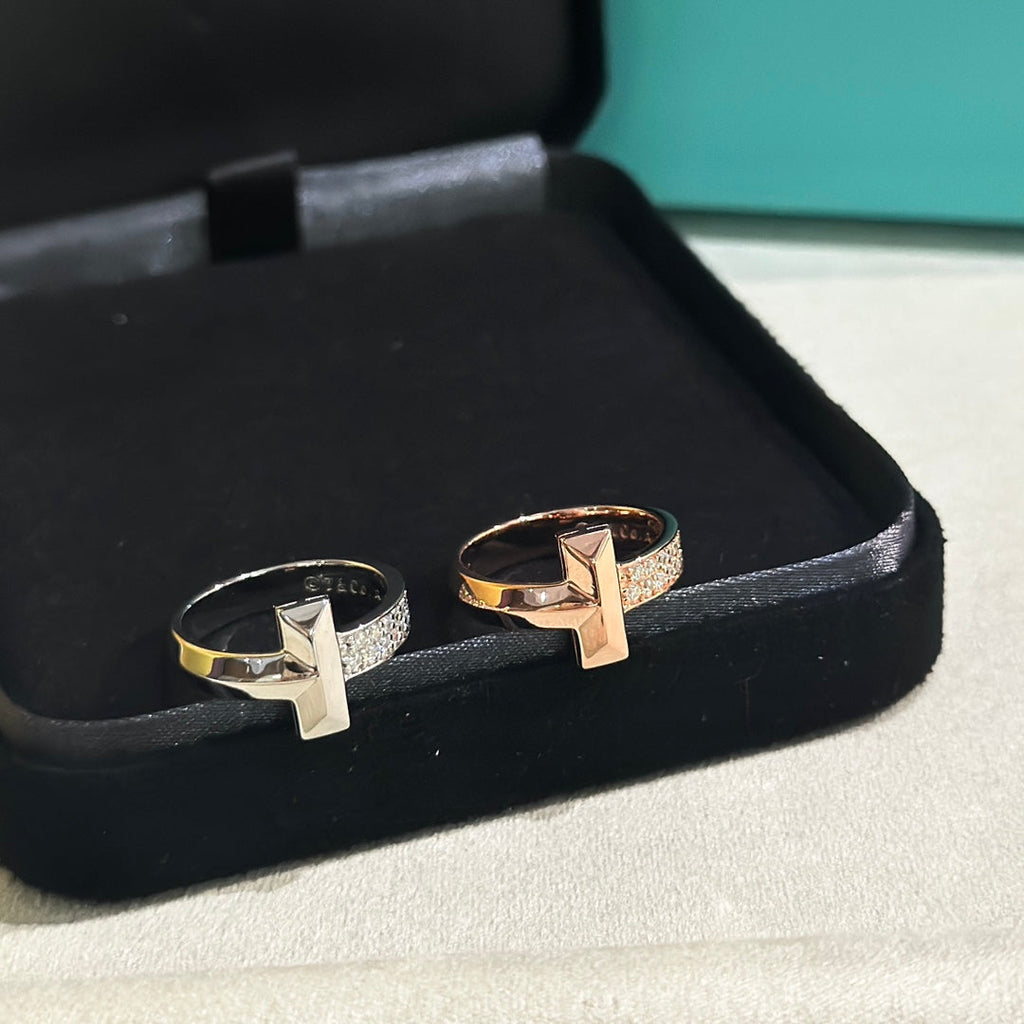 18K Tiffany & Co. T1 Diamonds Ring