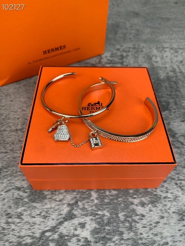 18K Kelly Hermès Cadenas Bracelet
