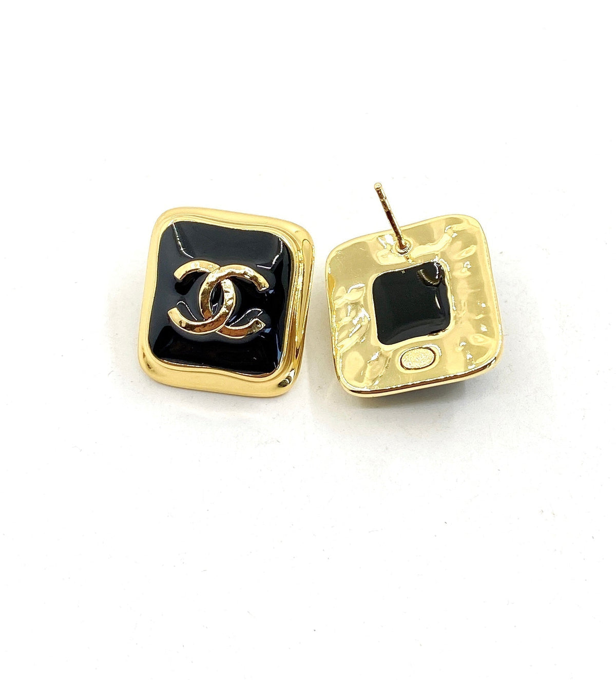 18K Square Chanel Earrings