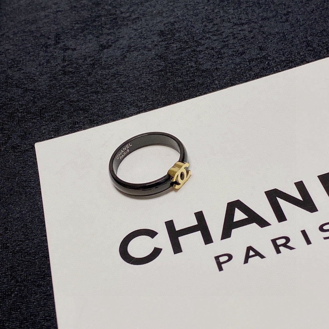 18K Chanel Black Ring