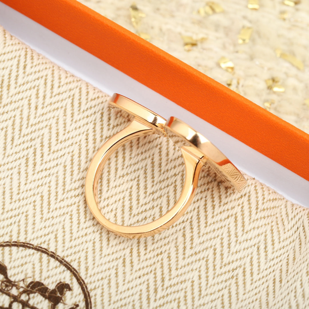 18K Chaine D'ancre Verso Large Hermès Ring
