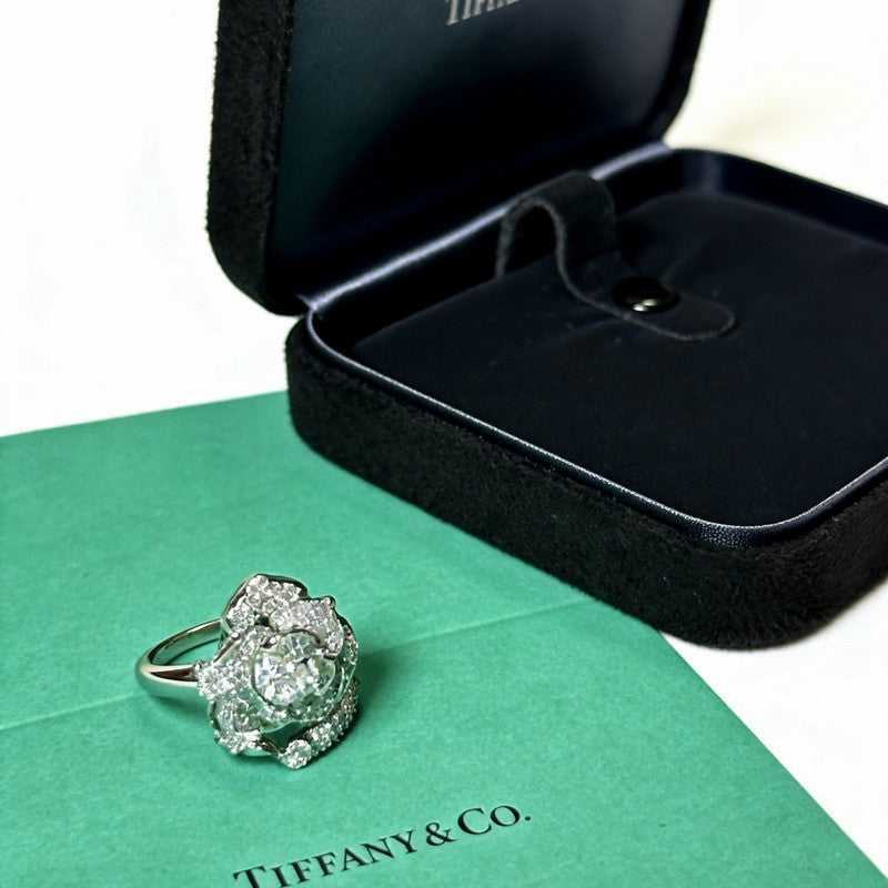 18K Tiffany & Co. Flower Diamond Ring