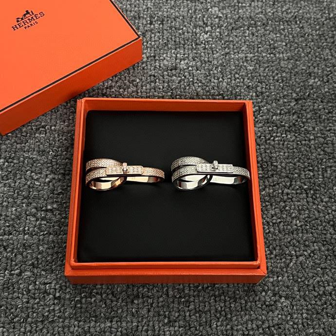 18K Kelly Gavroche Double Hermès Ring