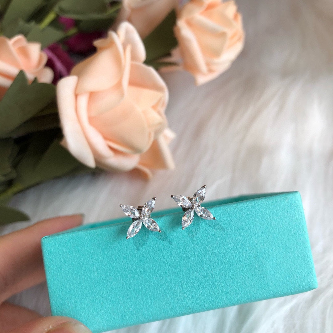 18K Tiffany & Co. Victoria Earrings