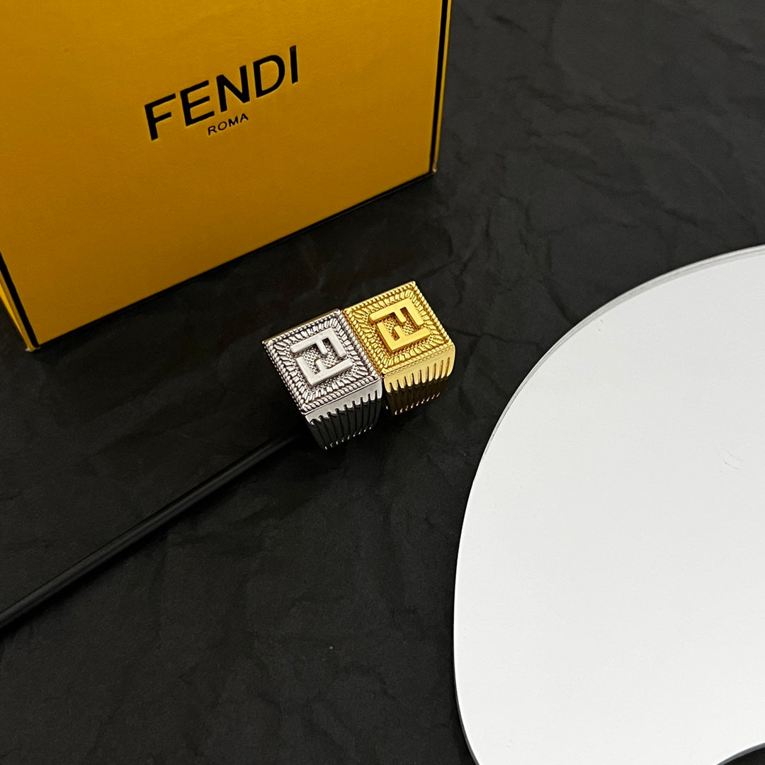 18K Fendi FF Guillochet Ring