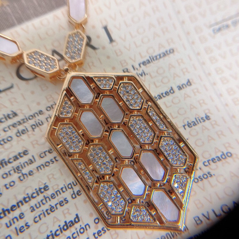 18K BVLGARI Serpenti Eyes on Me Necklace