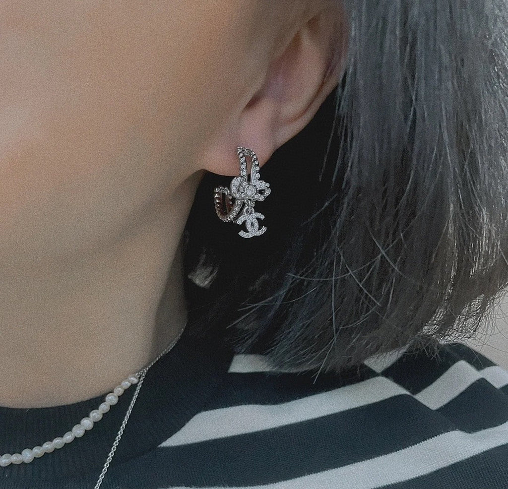 18K Chanel Diamond Pendant Earrings