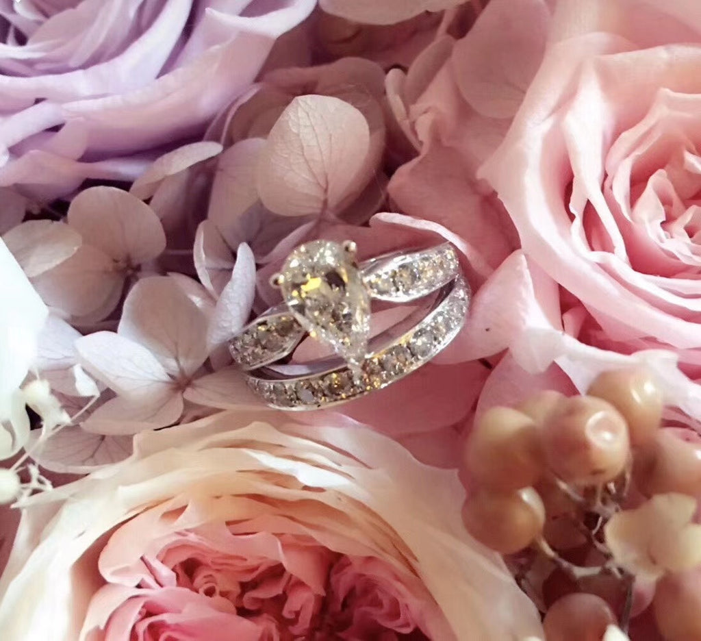 18K Chaumet Josephine Engagement Ring
