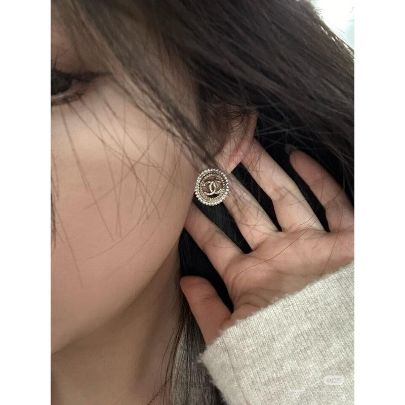 18K Chanel Classic Diamond Earrings