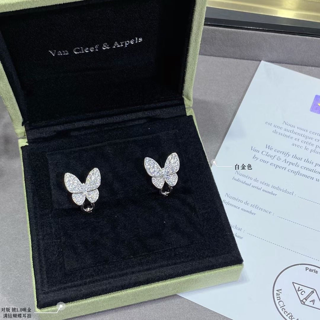 18K Van Cleef & Arpels Two Butterfly Diamonds Earrings