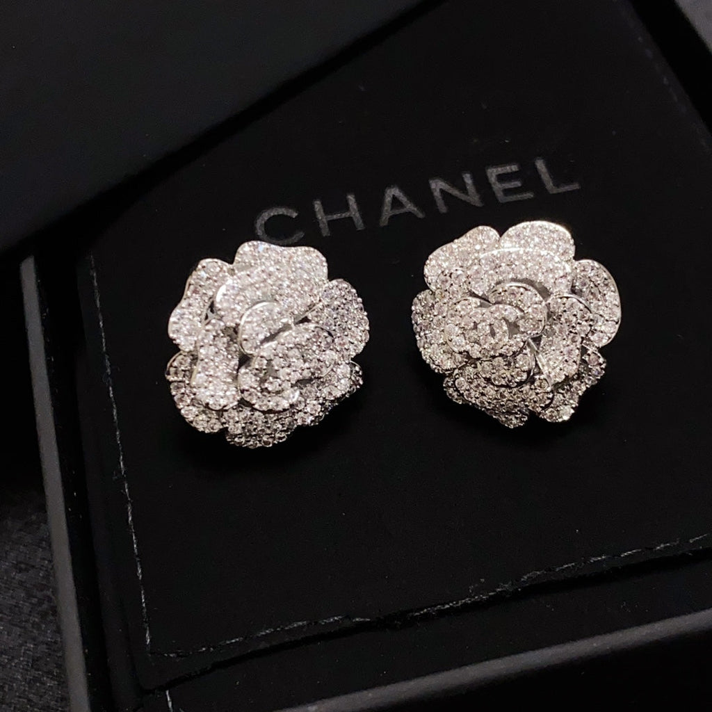 18K Chanel Camellia Diamond Earrings