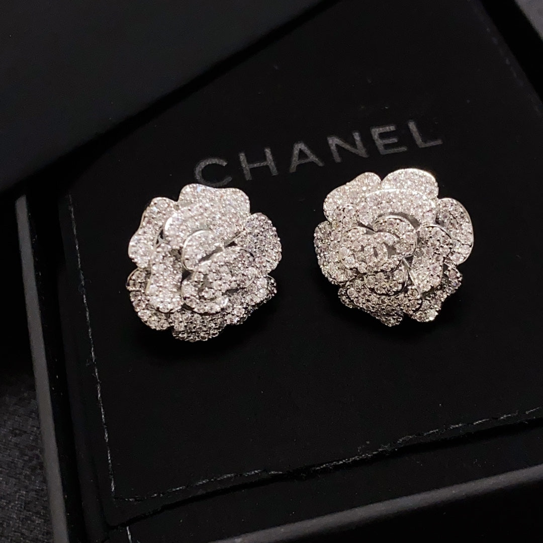 18K Chanel Camellia Diamond Earrings