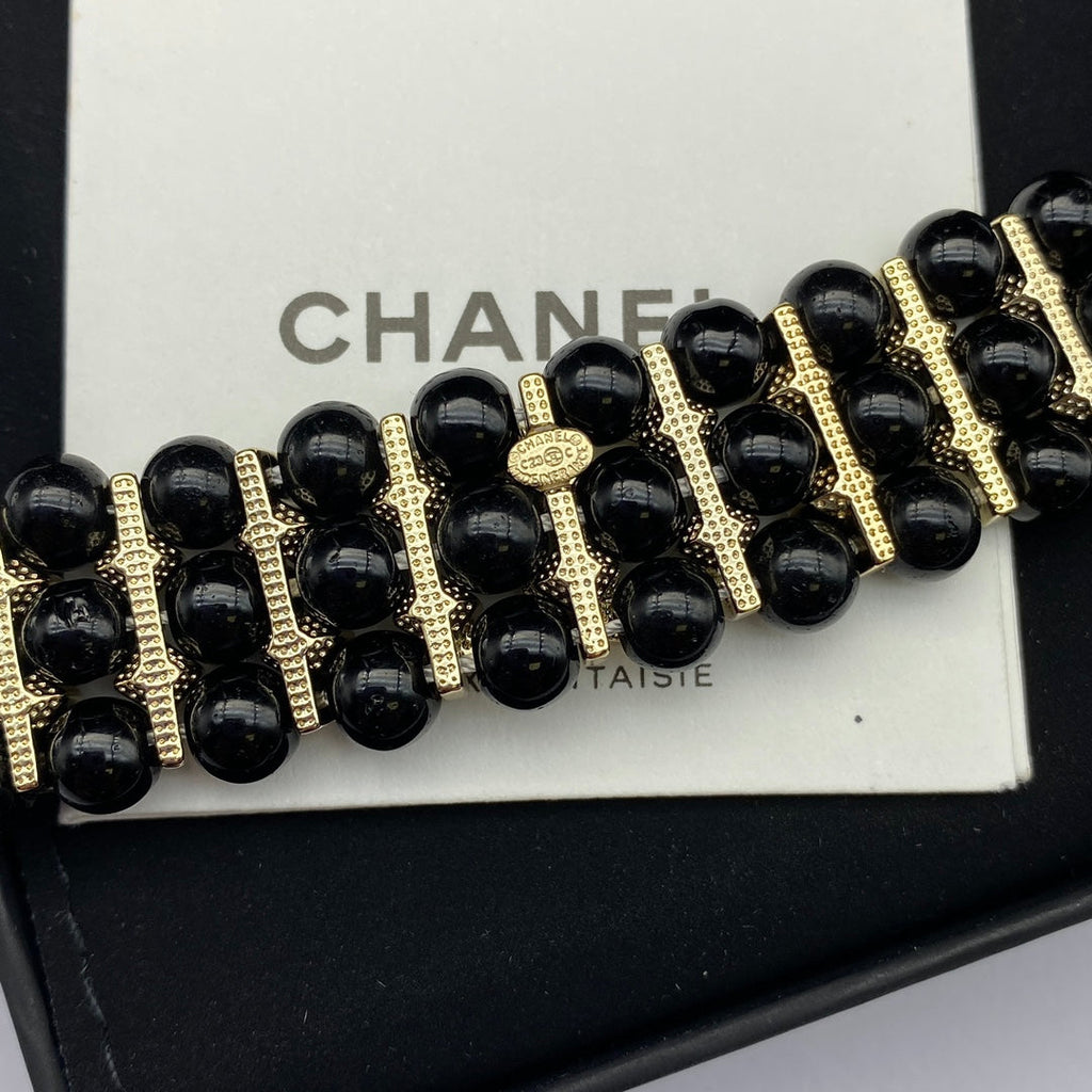 18K Chanel Strass Choker Necklace