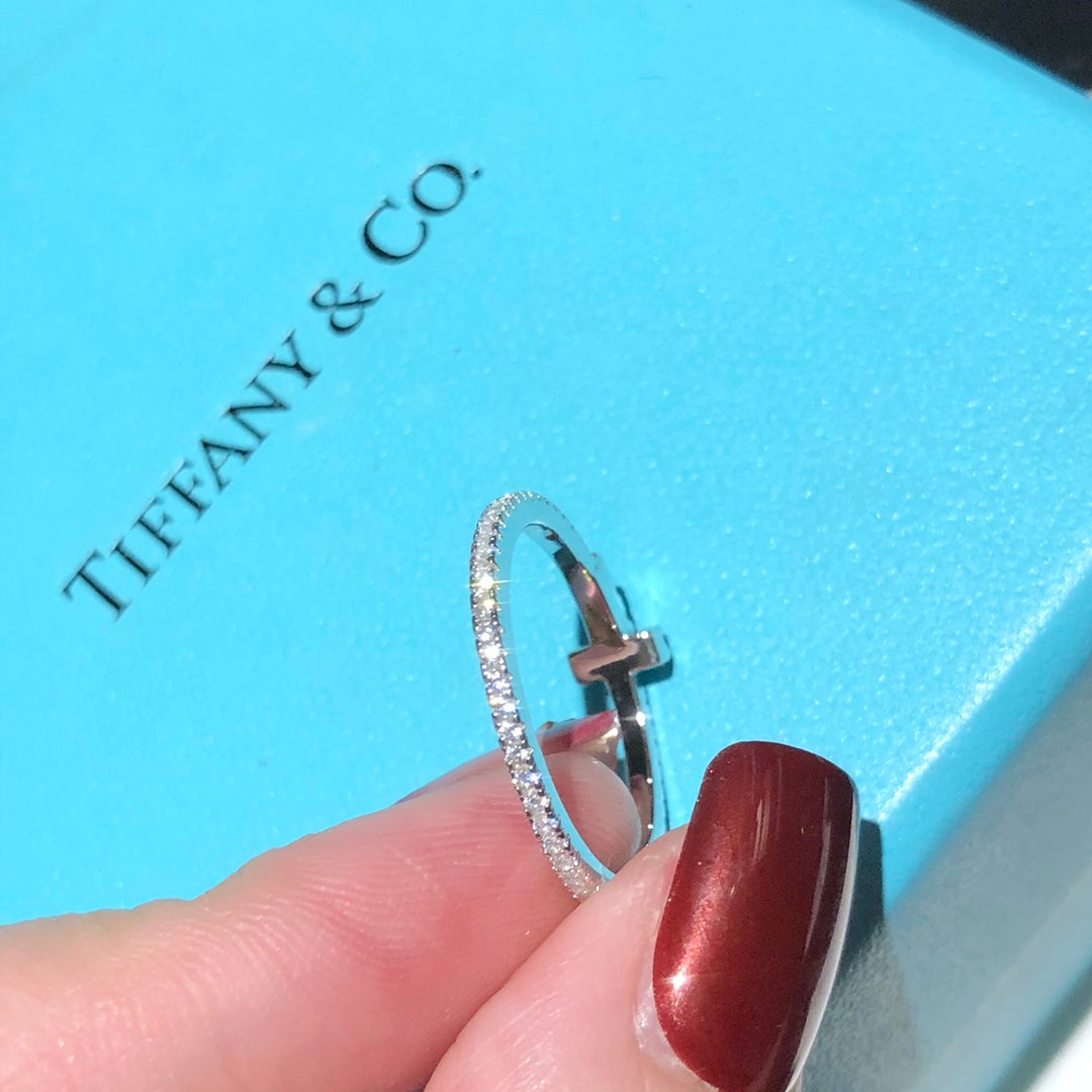 18K Tiffany & Co. Diamond Wire Ring