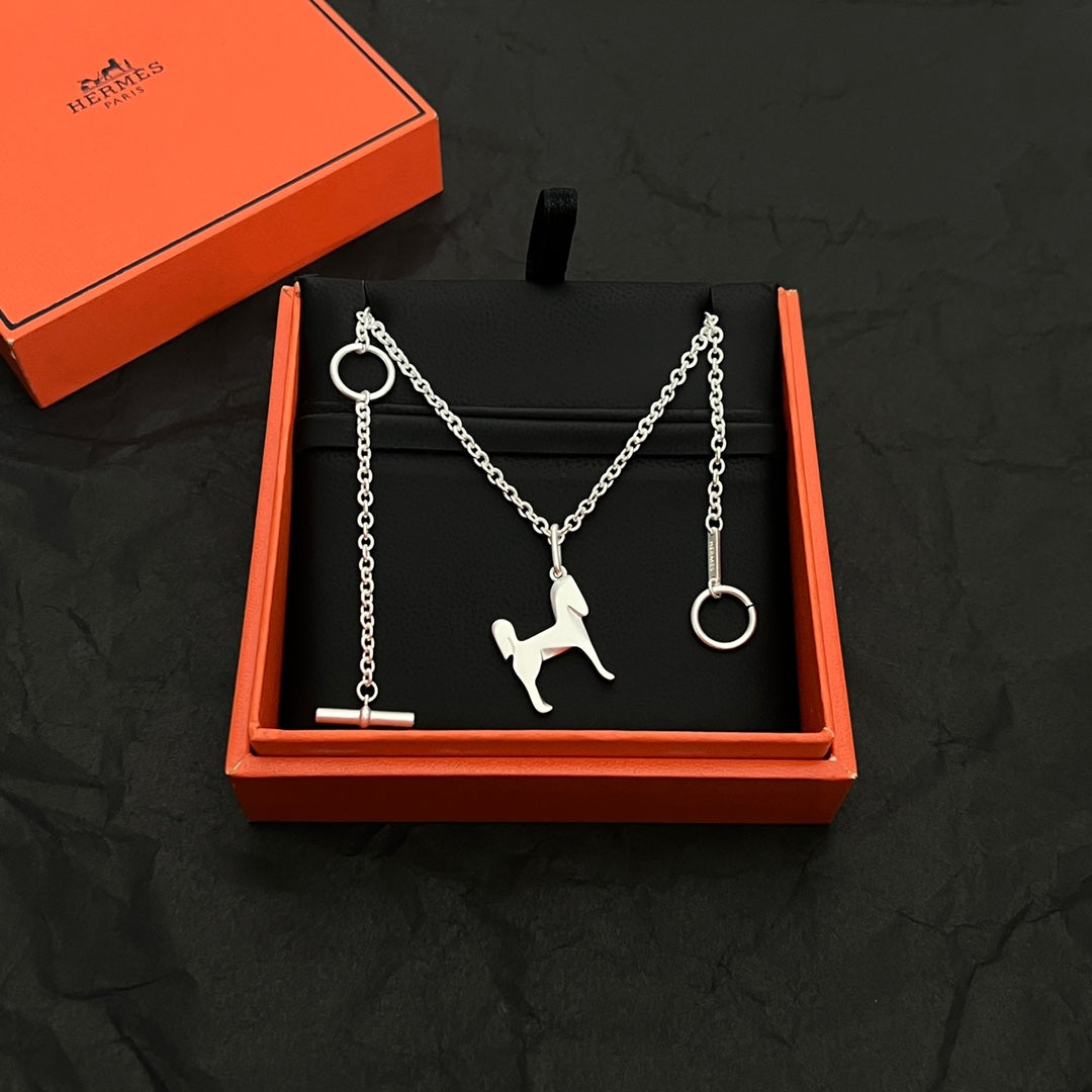 18K Panache Pendant Hermès Necklace