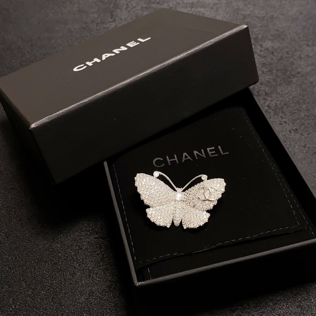 18K Chanel Butterfly Diamonds Brooch