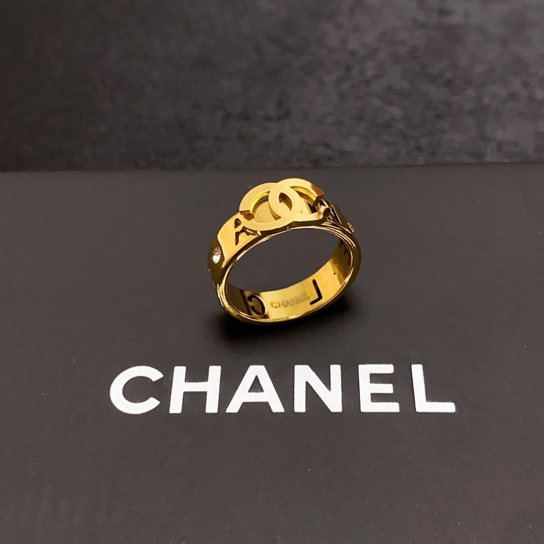 18K Chanel Yellow Gold Ring