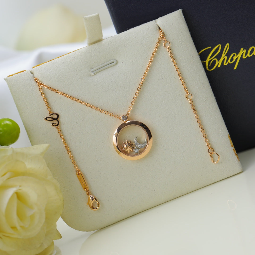 18K Chopard Happy Diamonds Pendant Necklace