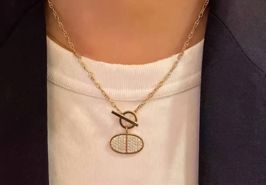18K Chaine D'ancre Contour Pendant Hermès Necklace