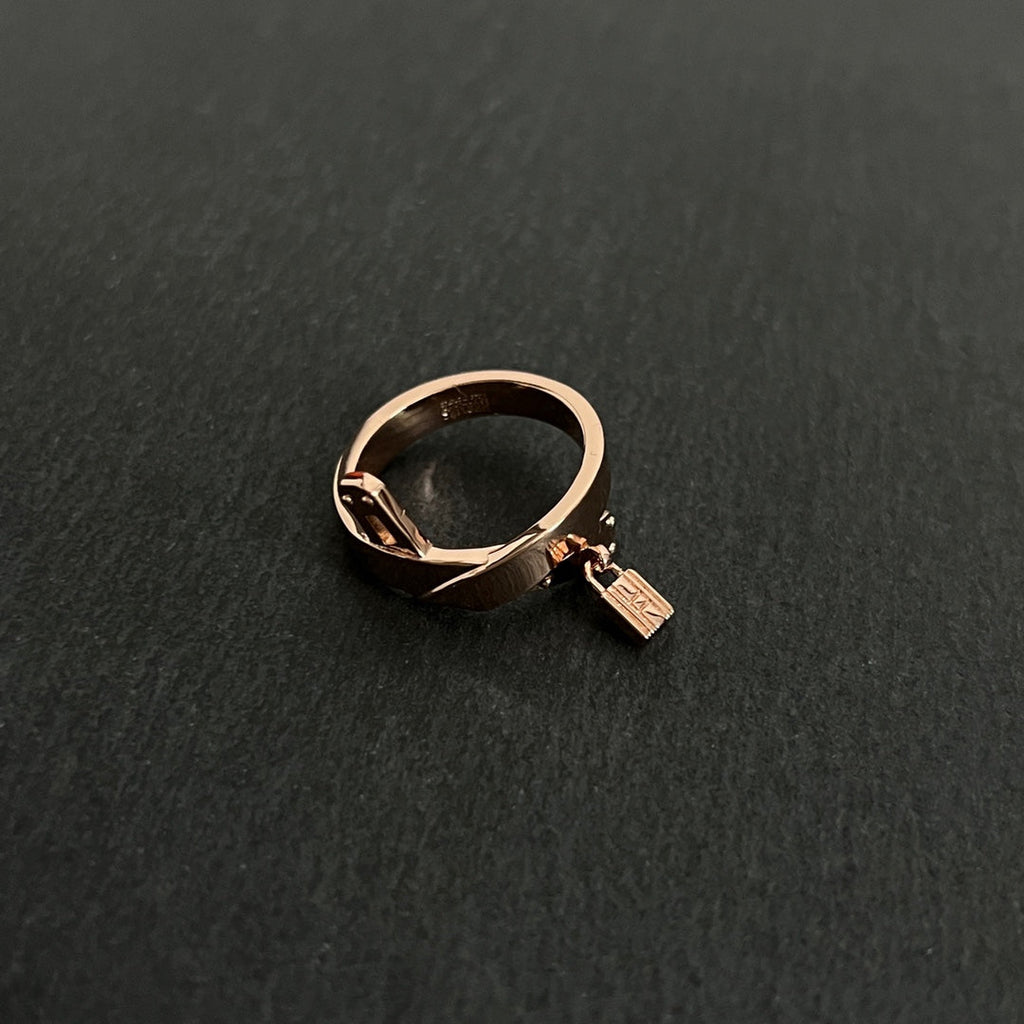 18K Kelly Gavroche Hermès Ring